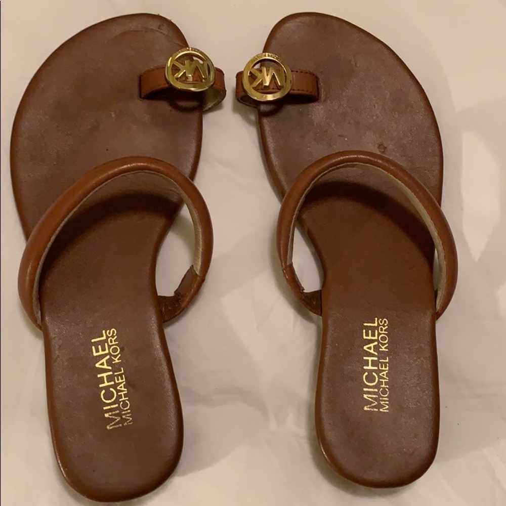 Michael Michael Kors Brown Flip Flops, 6